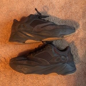 Yeezy Boost 700 V2 “Utility Black”